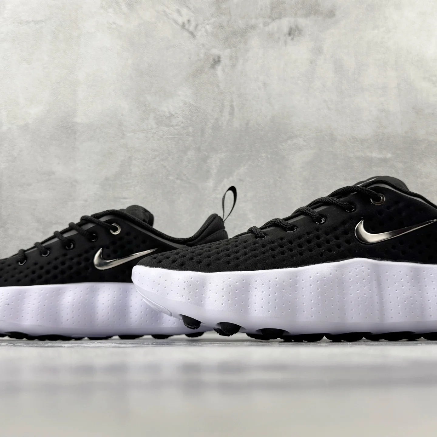 Nike Mind 002