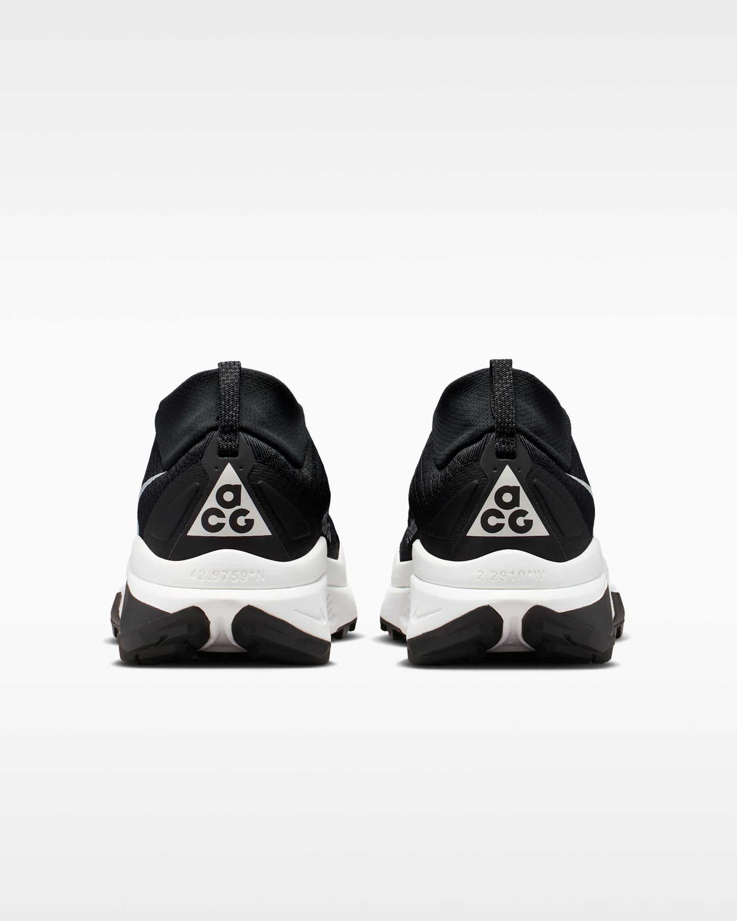 Nike ACG Zegama Trail