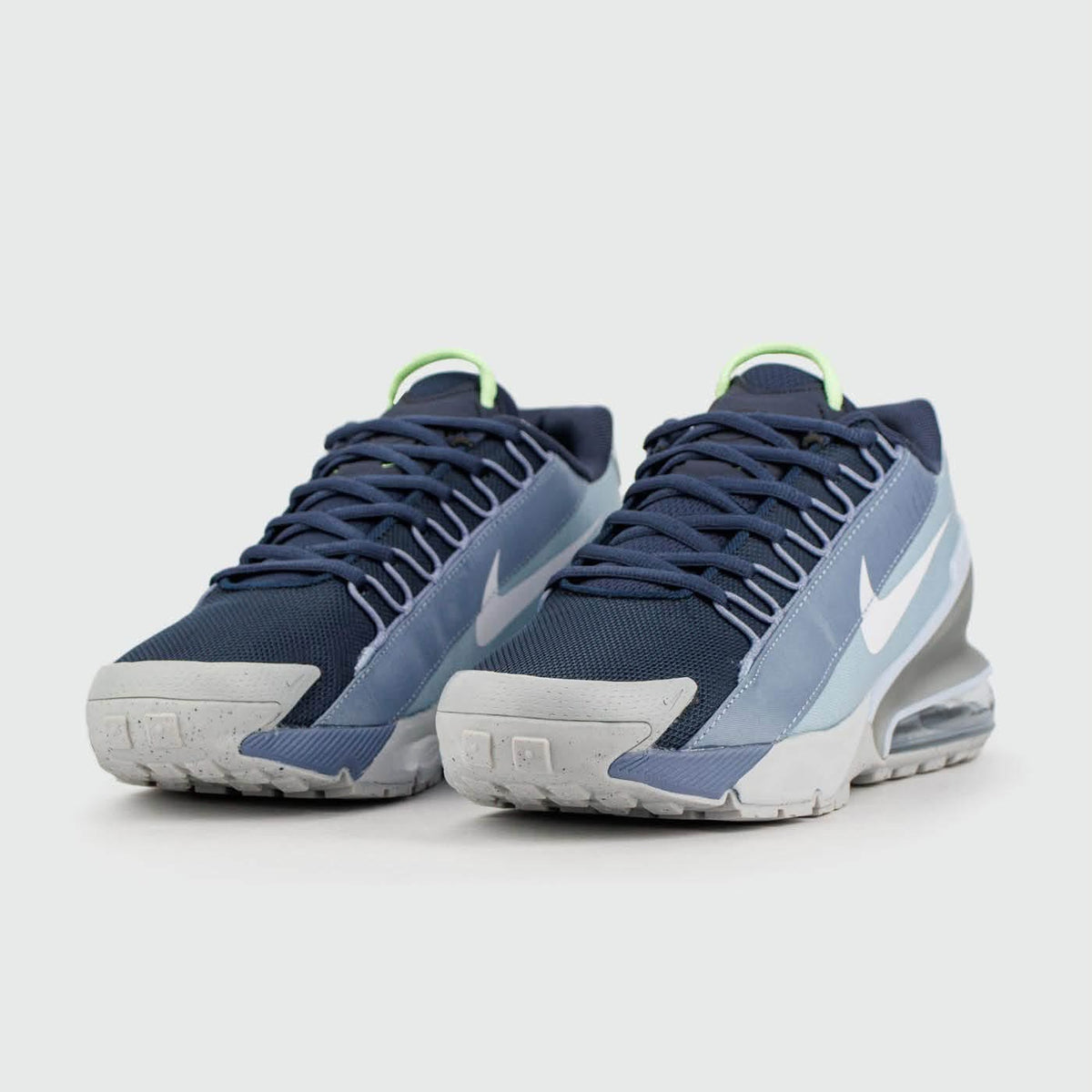Nike Air Max Pulse Roam