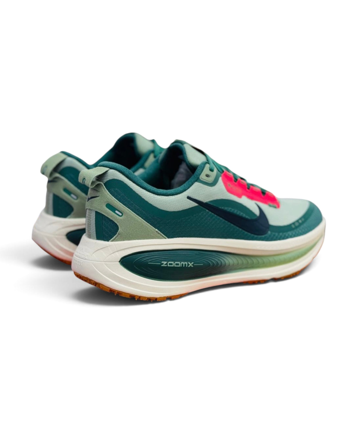 Nike Vomero 18