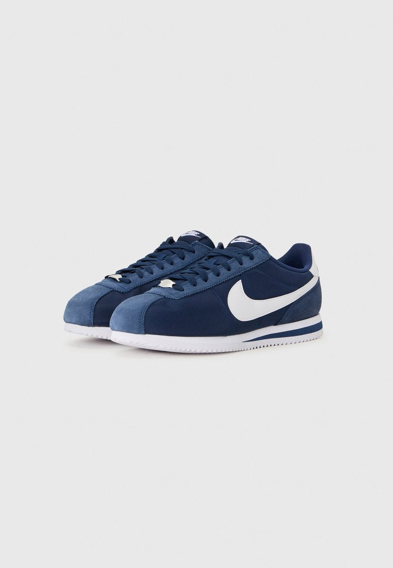Nike Cortex
