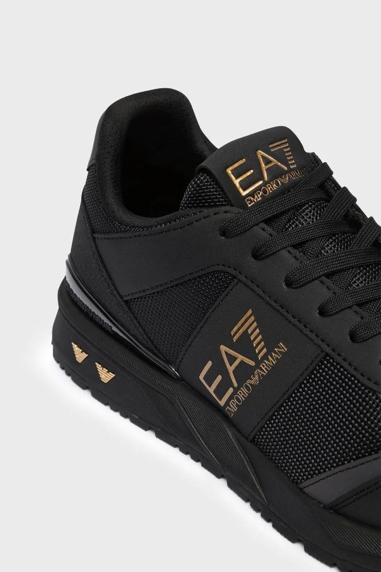EA7 Emporio Armani (Black & White Evo / Stride)