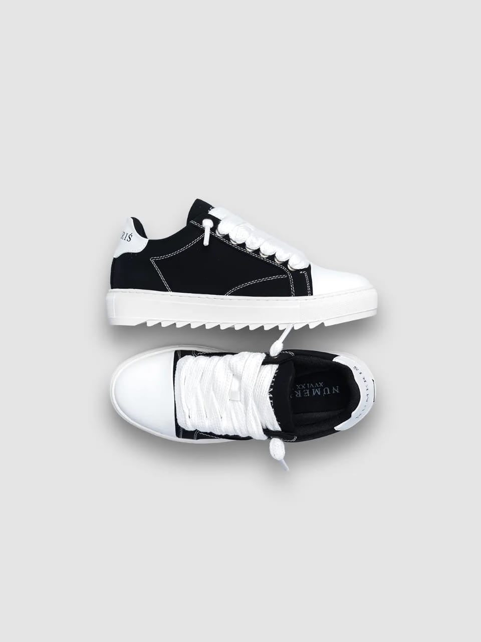 NUMERIŚ Atelier « Acrylique Noir » (Acrylic Black)