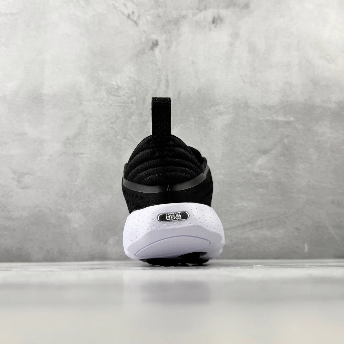 Nike Mind 002