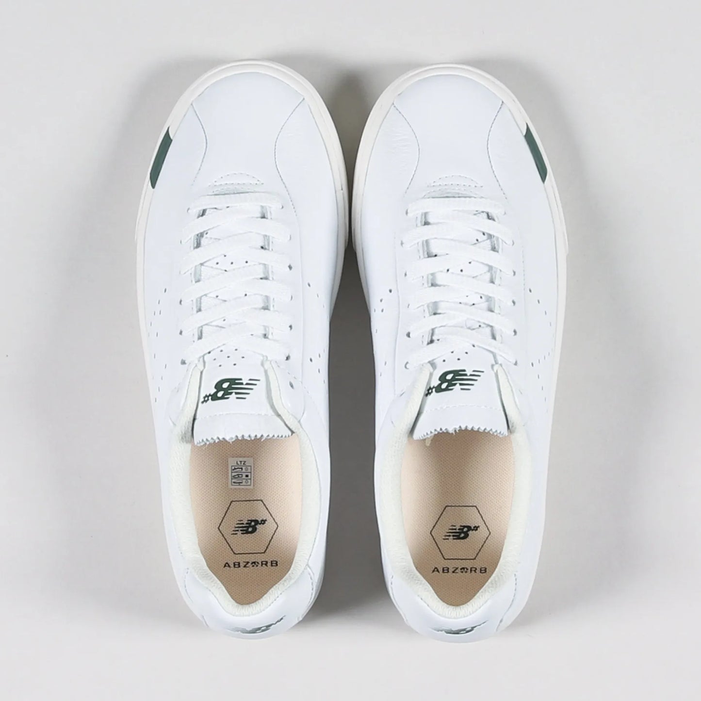 modèle New Balance Numeric 22